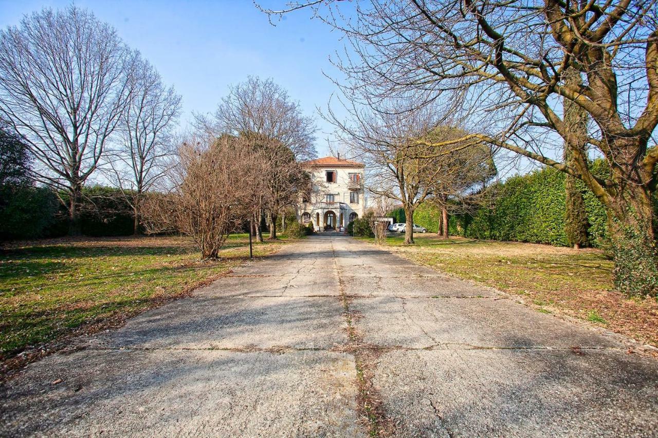 Holiday home Caseospitali - Ca Del Frassino, Suggestivo In 2 E 2 Bagni Per 5 Gorgonzola